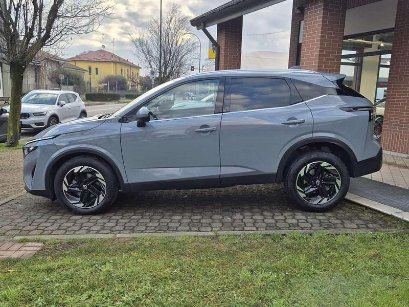 Usata Nissan Qashqai N-Connecta 158 CV (116 kW) 2025 Grigio SUV