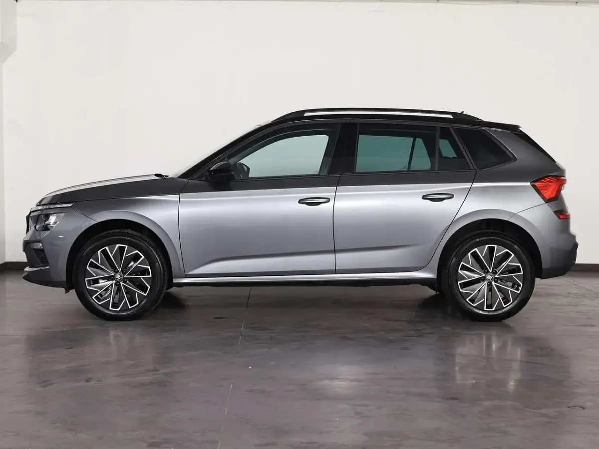 Usata Skoda Kamiq Selection 116 CV (85 kW) 2025 Grigio graphite nero tulipano SUV