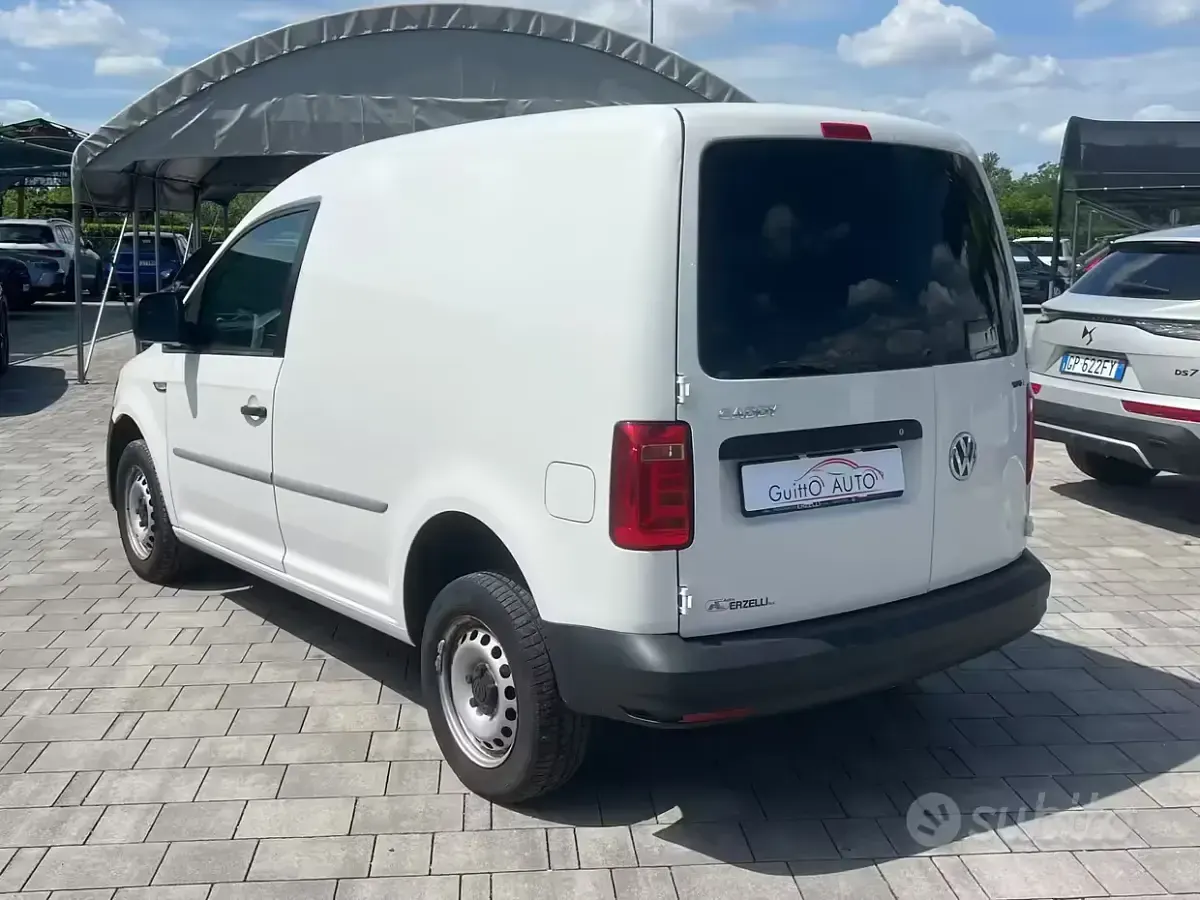 Usata VW Caddy 122 CV (89 kW) 2019 Bianco Monovolume