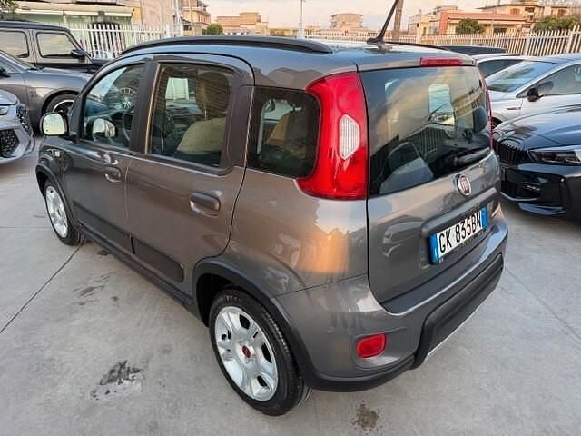 Usata Fiat Panda Cross Cross 69 CV (50 kW) 2022 Grigio Utilitaria