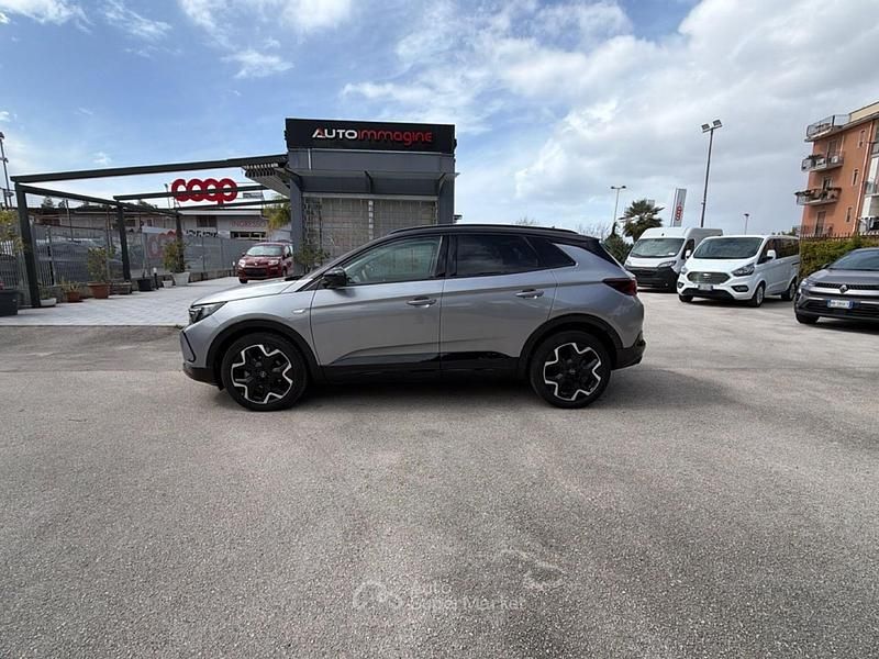 Usata Opel Grandland X Ultimate 131 CV (96 kW) 2024 Gray SUV