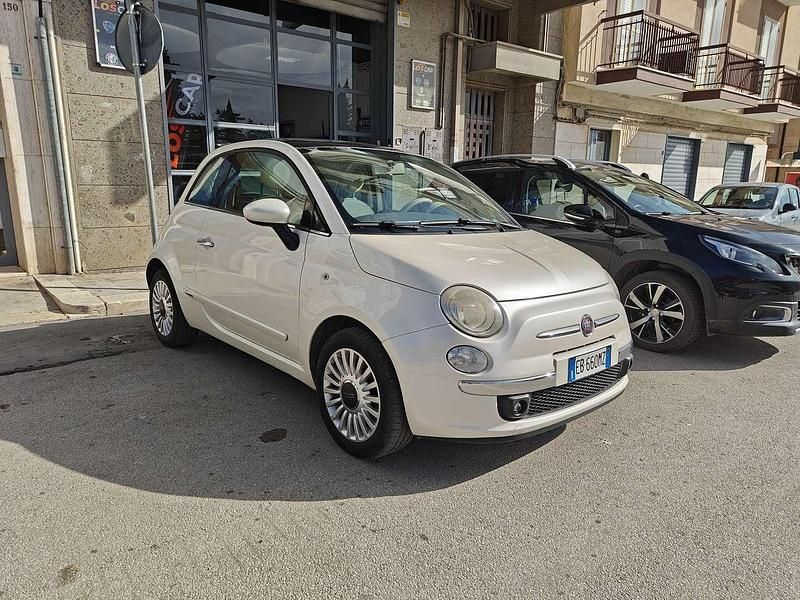 Usata Fiat 500 Lounge 69 CV (50 kW) 2010 Perla Utilitaria