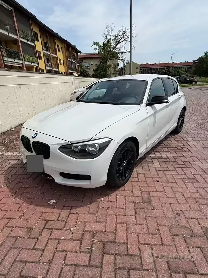 Usata BMW 114 95 CV (69 kW) 2014 Bianco Utilitaria