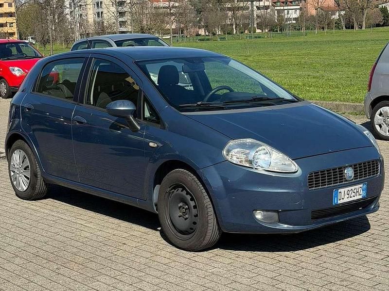 Usata Fiat Grande Punto Active 65 CV (47 kW) 2007 Utilitaria