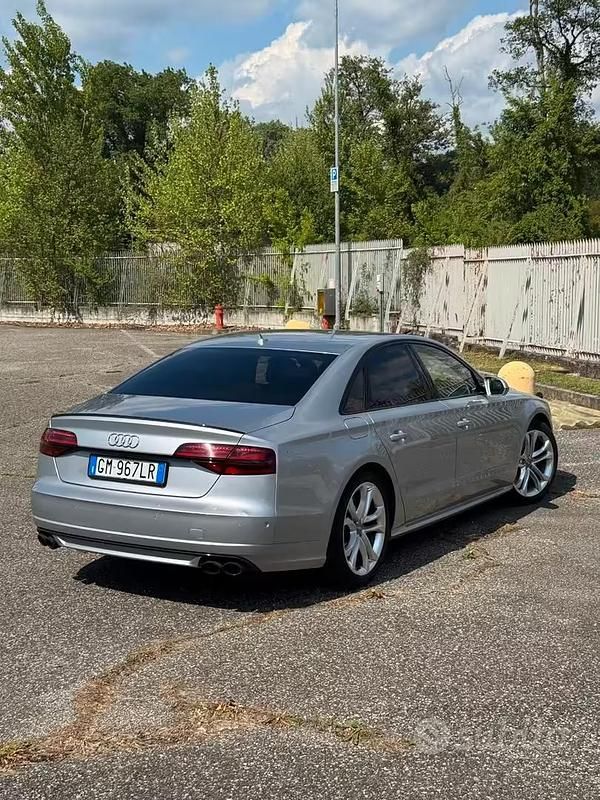 Usata Audi S8 605 CV (444 kW) 2016 Argento Berlina