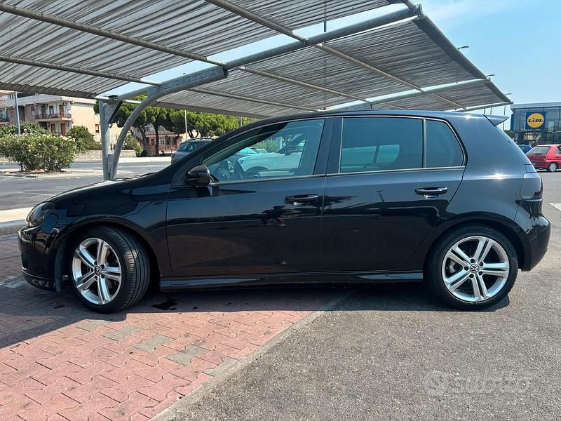 Usata VW Golf VI R-line 122 CV (89 kW) 2010 Utilitaria