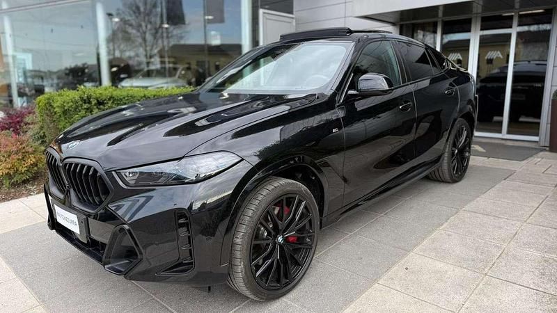 Nuova BMW X6 M Sport 298 CV (219 kW) 2026 Nero SUV