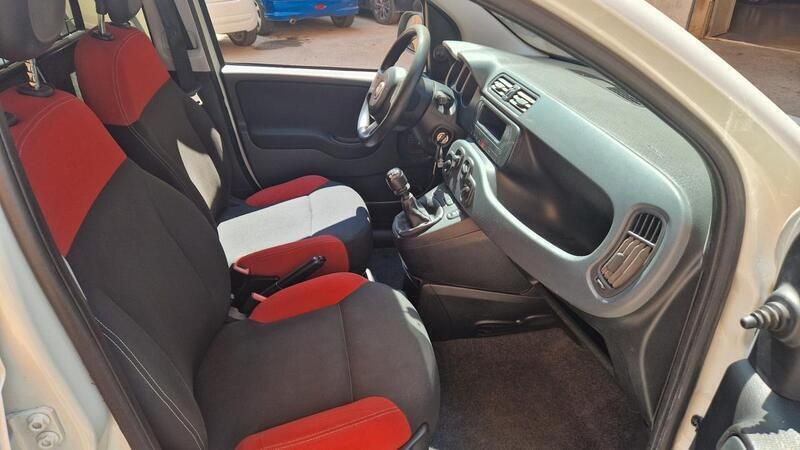 Usata Fiat Panda Pop 69 CV (50 kW) 2018 Bianco Utilitaria