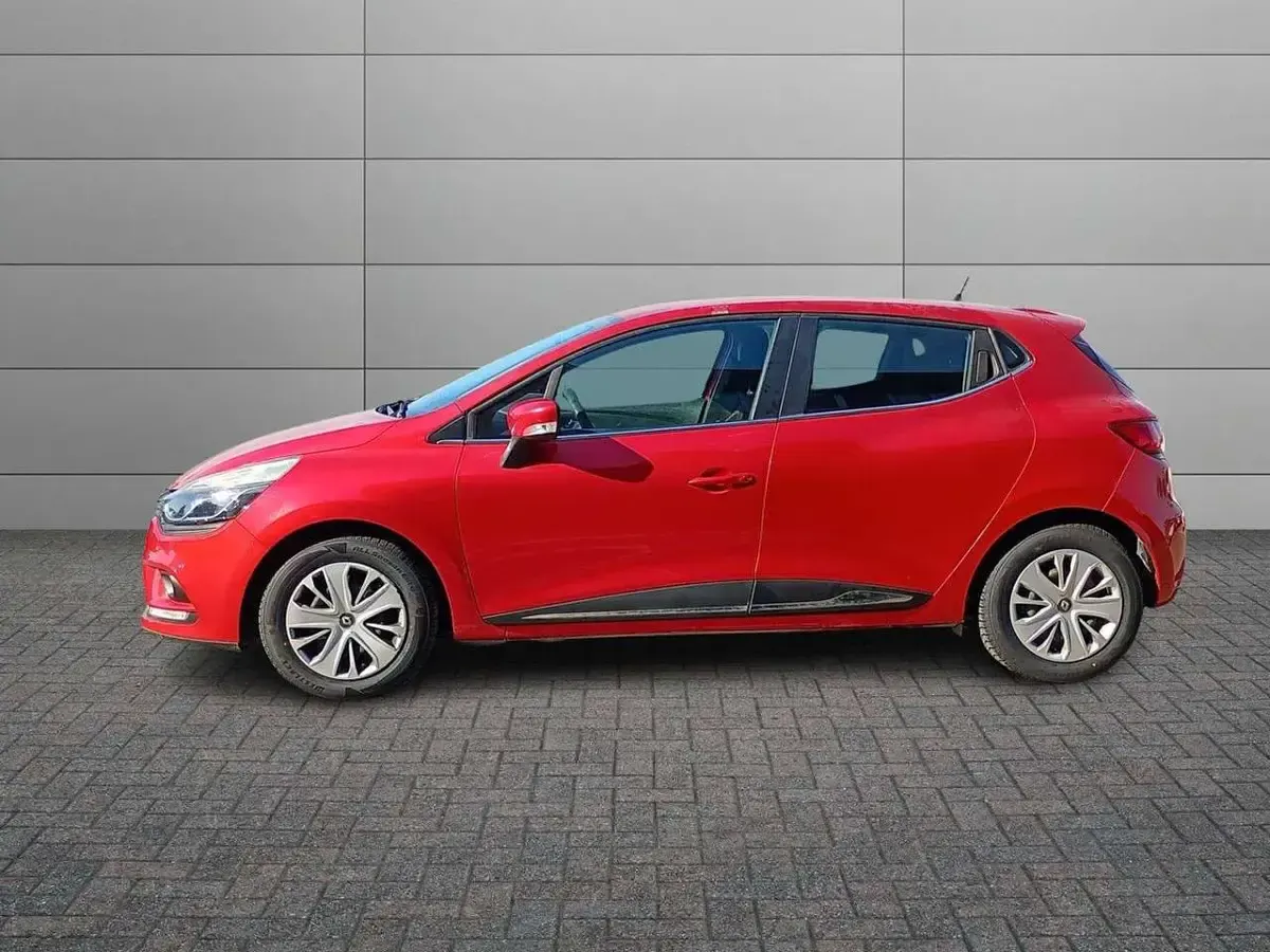 Usata Renault Clio Zen 75 CV (55 kW) 2016 Other Utilitaria