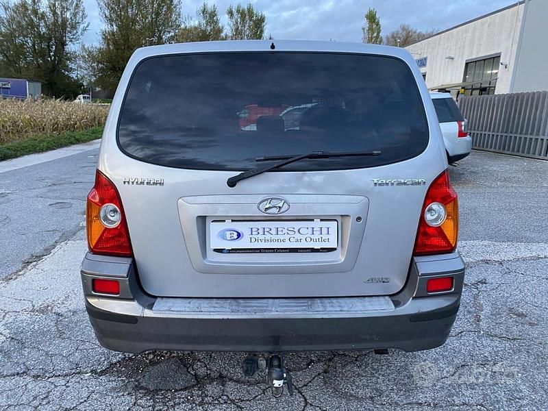 Usata Hyundai Terracan 150 CV (110 kW) 2003 Marrone SUV