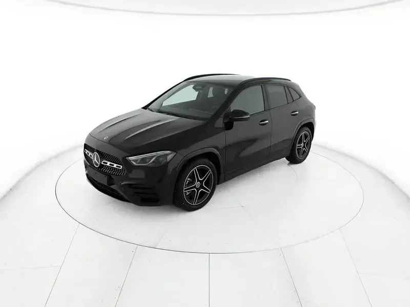Nuova Mercedes GLA200 Advanced Plus 150 CV (110 kW) 2026 Nero SUV