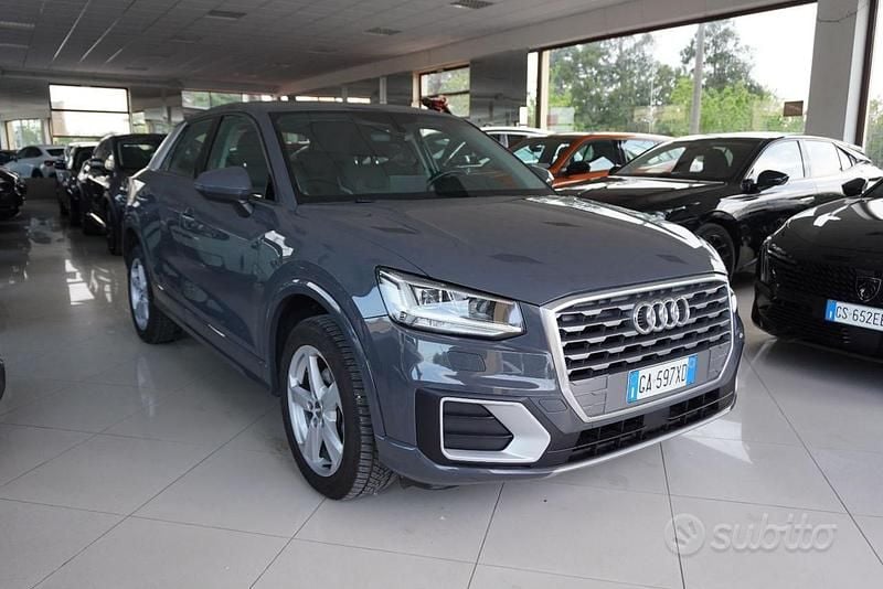 Usata Audi Q2 Admired 116 CV (85 kW) 2020 Grigio SUV