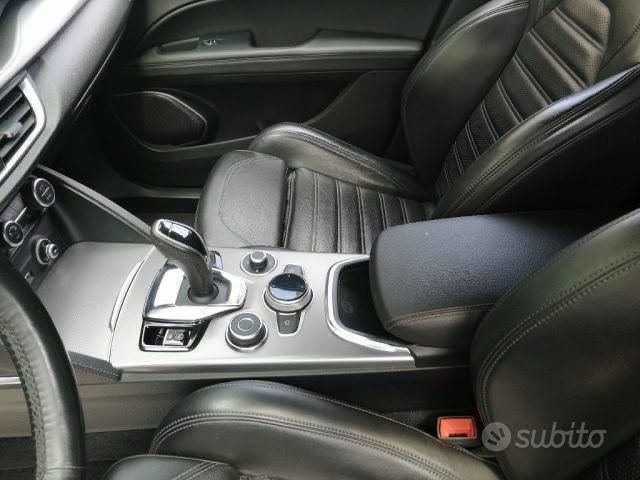 Usata Alfa Romeo Stelvio Veloce 210 CV (154 kW) 2020 Nero SUV