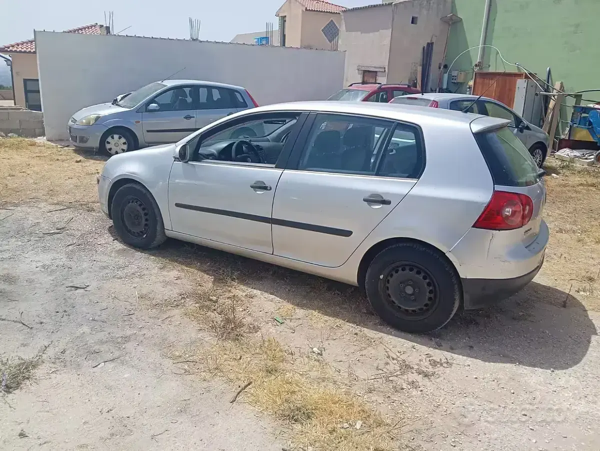 Usata VW Golf IV 105 CV (77 kW) 2006 Grigio Berlina