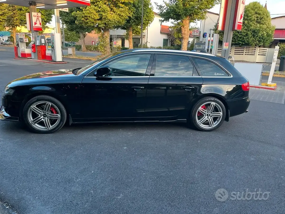 Usata Audi A4 143 CV (105 kW) 2011 Nero Station wagon