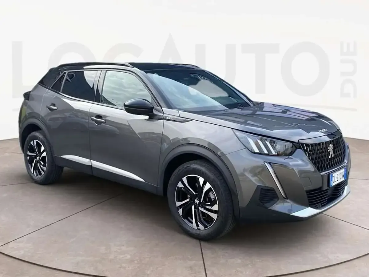 Usata Peugeot 2008 GT 131 CV (96 kW) 2022 Grigio SUV