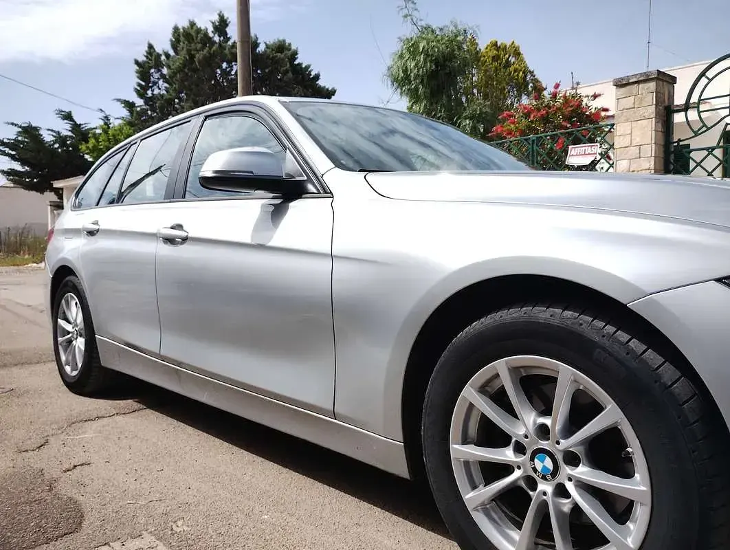 Usata BMW 318 Advantage 150 CV (110 kW) 2016 Argento Station wagon