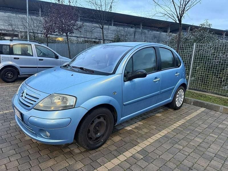 Usata Citroën C3 Exclusive 88 CV (64 kW) 2005 Blu/azzurro Berlina