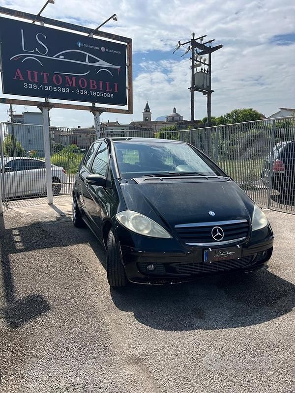 Usata Mercedes A160 Classic 82 CV (60 kW) 2005 Nero Berlina