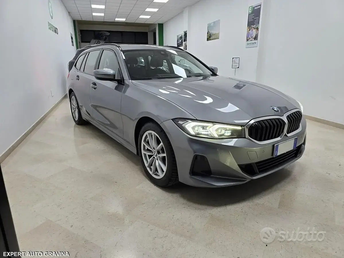 Usata BMW 318 Advantage 150 CV (110 kW) 2023 Grigio Station wagon