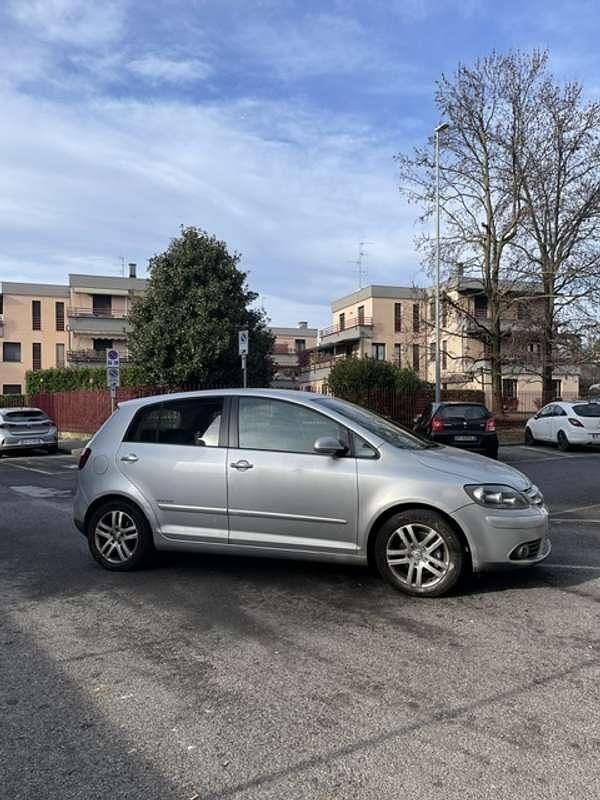 Usata VW Golf Plus Cross Comfortline 105 CV (77 kW) 2008 Argento Monovolume