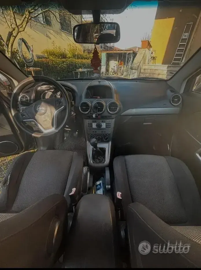 Usata Opel Antara Cosmo 150 CV (110 kW) 2007 Grigio SUV