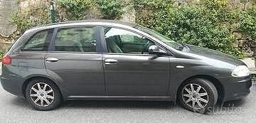 Grigio Usata 2005 Fiat Croma Emotion Station wagon | 600 € (Super prezzo) - Immagine 1/1