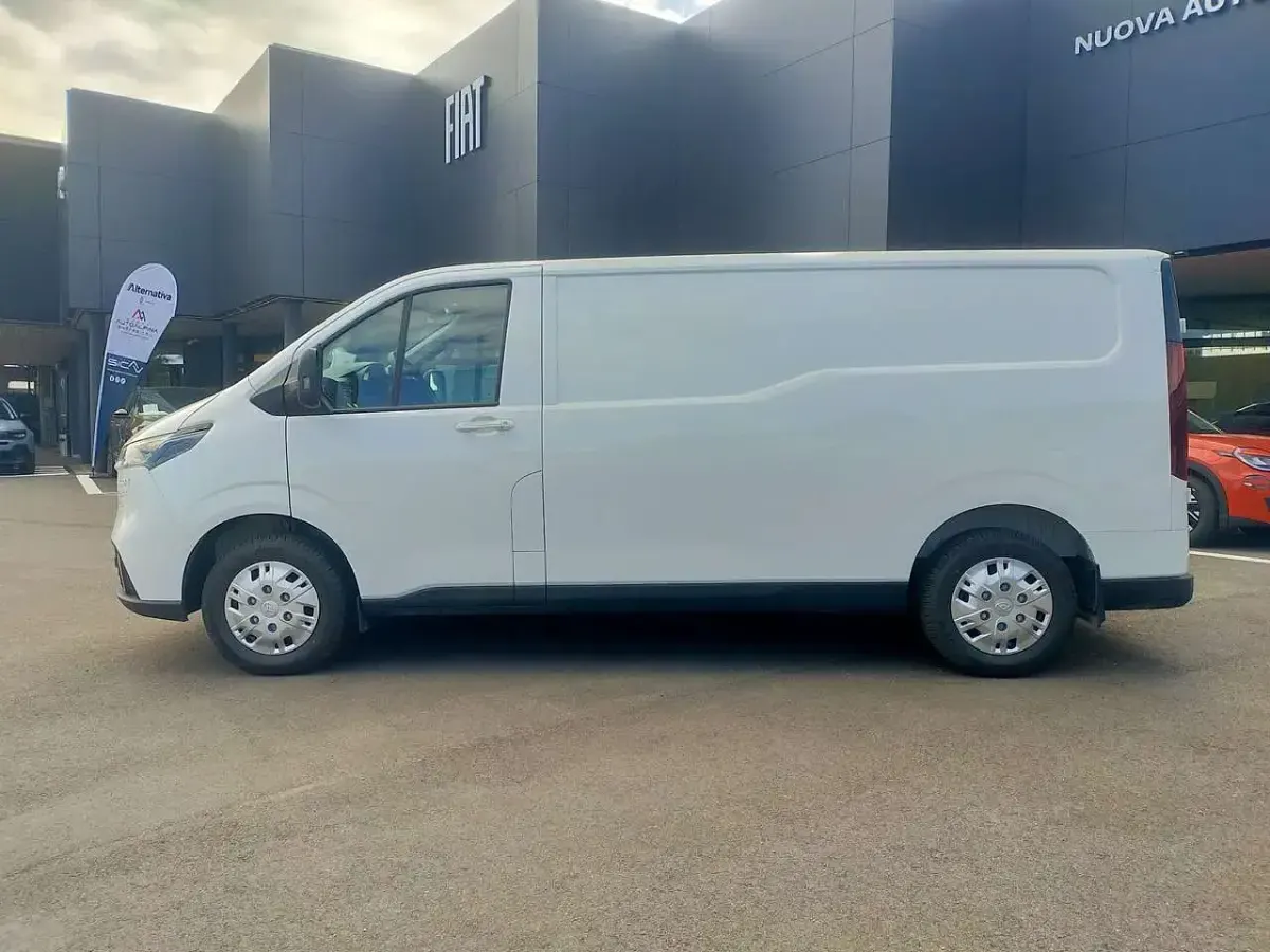 Nuova Maxus V70 150 CV (110 kW) 2026 Warm white Furgone