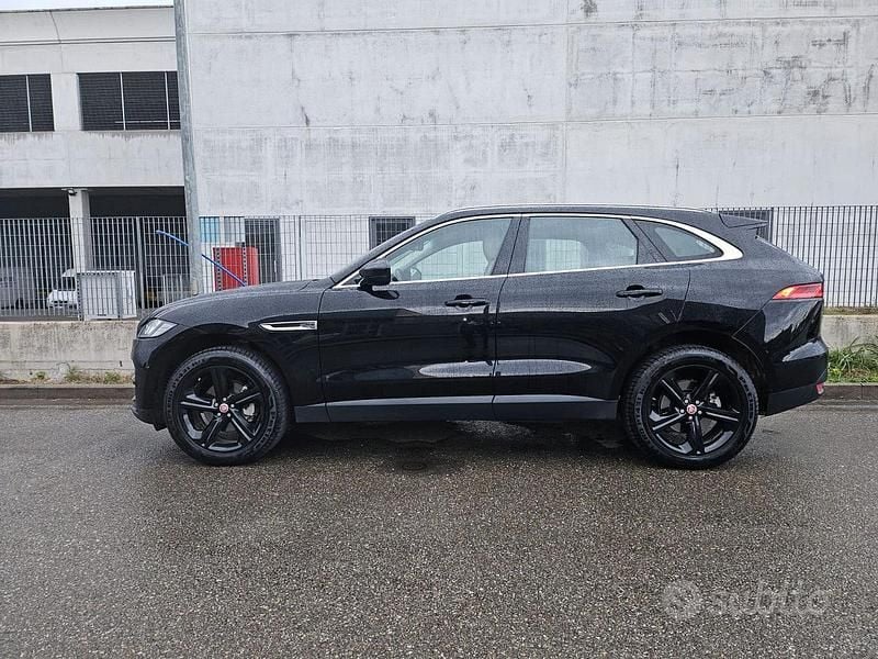 Usata Jaguar F-Pace 180 CV (132 kW) 2016 Nero SUV