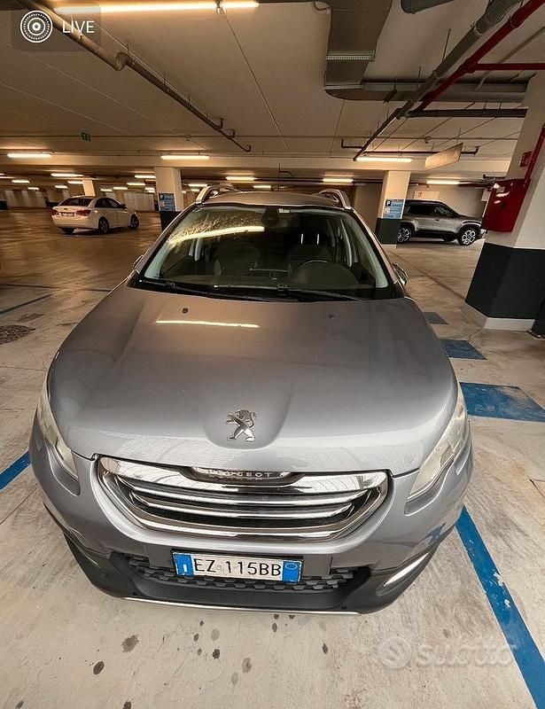 Usata Peugeot 2008 92 CV (67 kW) 2015 Grigio SUV