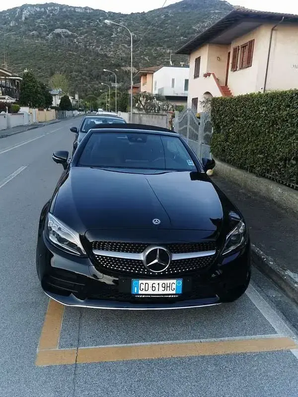 Usata Mercedes C180 Premium Plus 156 CV (114 kW) 2020 Cabrio