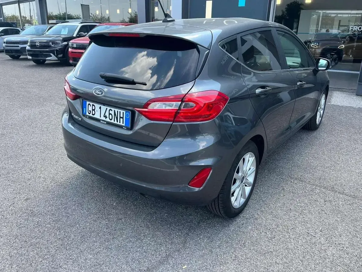Begagnad Ford Fiesta ST-Line 95 HK (69 kW) 2020 Grå Halvkombi