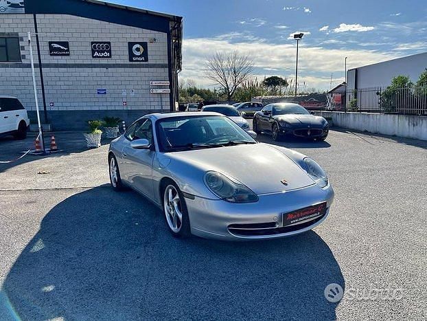 Usata Porsche 996 301 CV (221 kW) 1999 Grigio Coupé