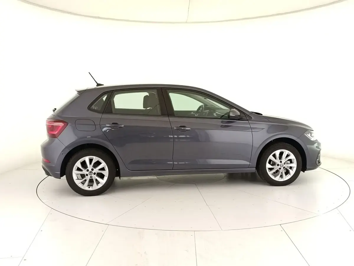 Usata VW Polo Style 95 CV (69 kW) 2025 Gray Utilitaria