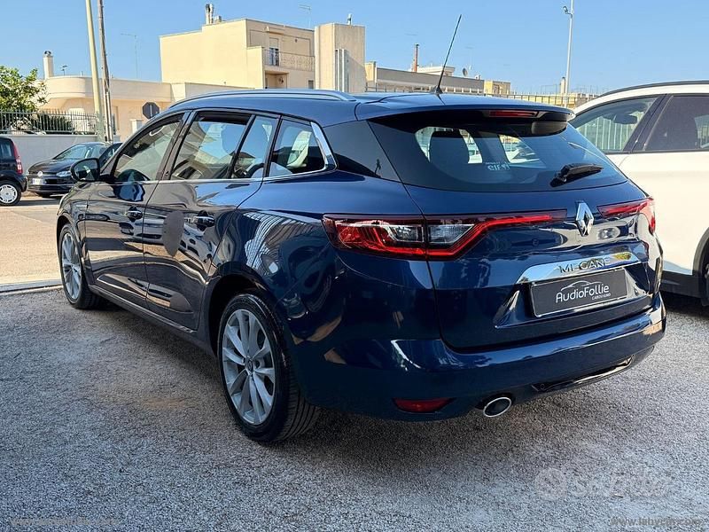 Usata Renault Mégane IV 116 CV (85 kW) 2019 Blu Berlina