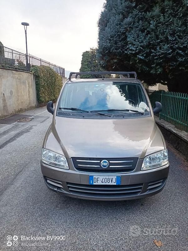 Usata Fiat Multipla 120 CV (88 kW) 2006 Marrone Monovolume