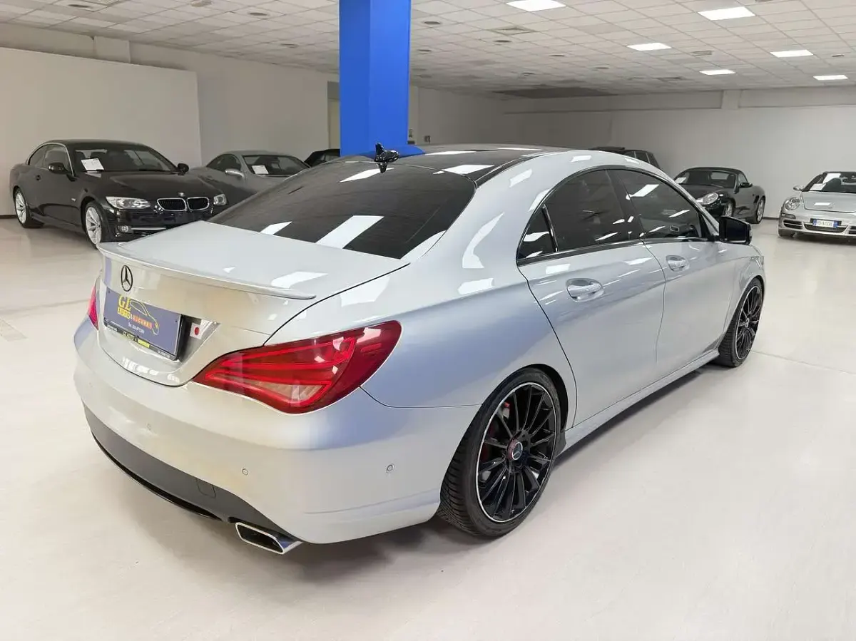 Usata Mercedes CLA180 122 CV (89 kW) 2015 Argento Berlina