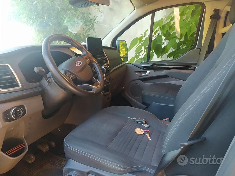 Usata Ford E-Transit 160 kW (218 CV) 2022 Blu Furgone