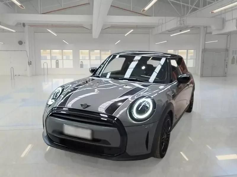 Usata Mini Cooper Business 135 CV (99 kW) 2022 Utilitaria
