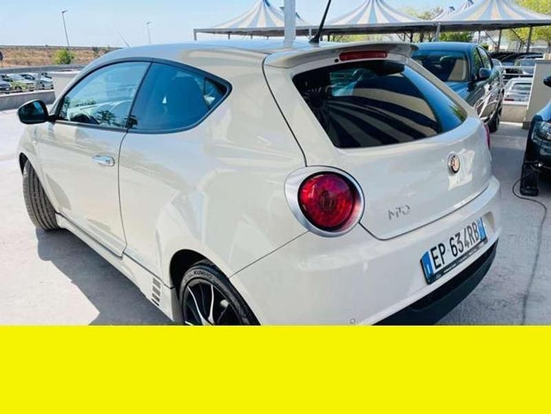Usata Alfa Romeo MiTo Quadrifoglio Verde 170 CV (125 kW) 2013 Bianco Utilitaria