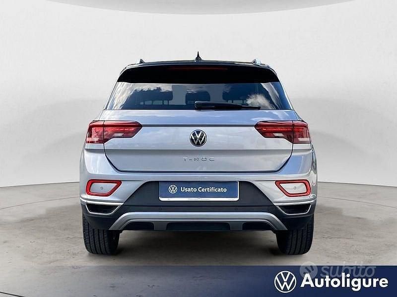 Usata VW T-Roc Style 110 CV (80 kW) 2022 Grigio SUV
