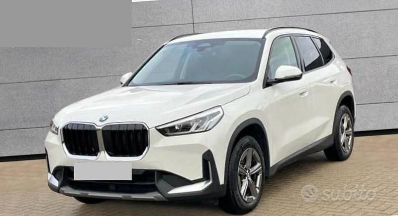 Bianco Usata 2024 BMW X1 Efficient Dynamics SUV | 37.500 € (Super prezzo) - Immagine 1/4