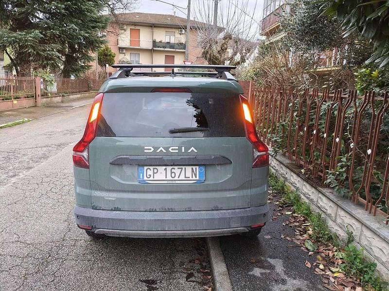 Usata Dacia Jogger Extreme 140 CV (102 kW) 2023 Monovolume