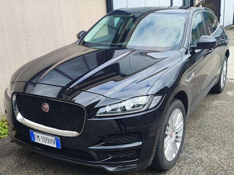Nero Usata 2018 Jaguar F-Pace Prestige SUV | 16.500 € (Ottimo prezzo) - Immagine 1/1