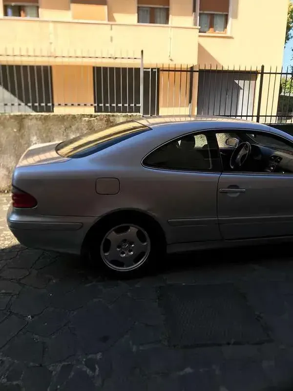 Usata Mercedes CLK200 Elegance 163 CV (119 kW) 2006 Coupé