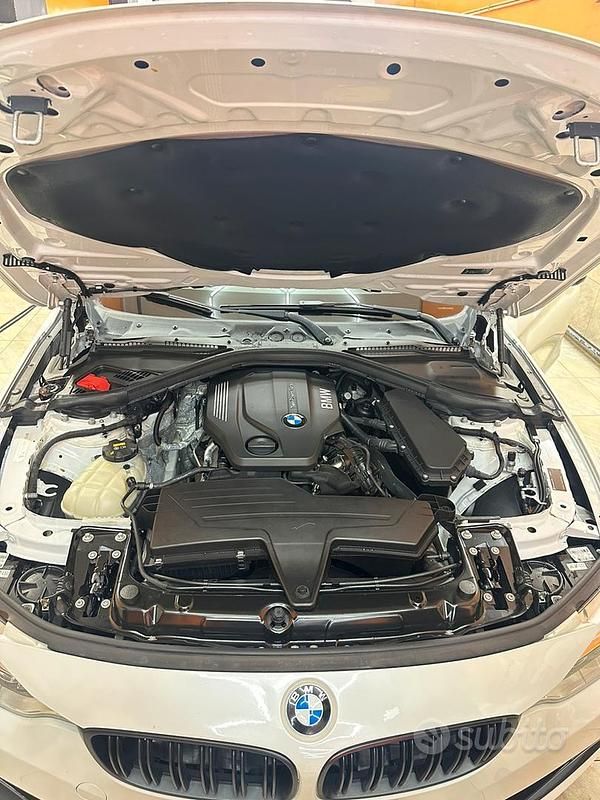 Usata BMW 420 Coupé Sport Line 190 CV (139 kW) 2015 Bianco Coupé