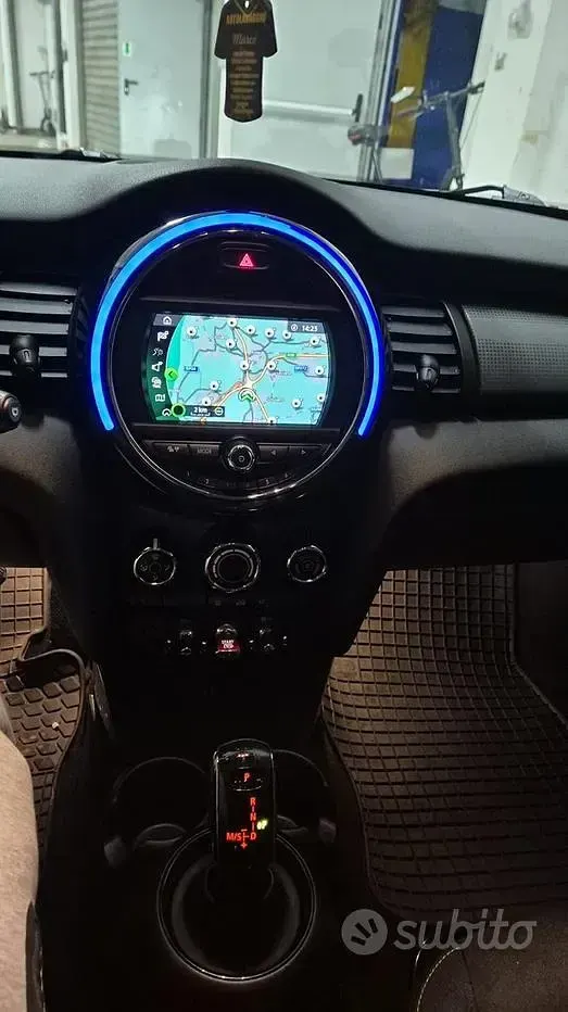 Usata Mini Cooper D 116 CV (85 kW) 2019 Grigio Utilitaria
