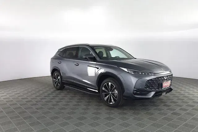 Nuova MG HS Luxury 142 CV (104 kW) 2025 Grigio SUV