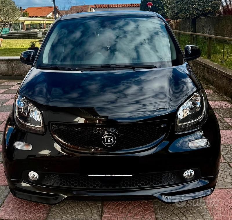 Usata Smart ForFour Brabus 71 CV (52 kW) 2019 Nero Utilitaria