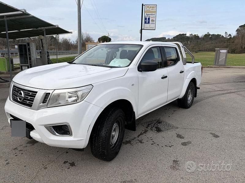 Usata Nissan Navara 2017 Bianco Pick-up